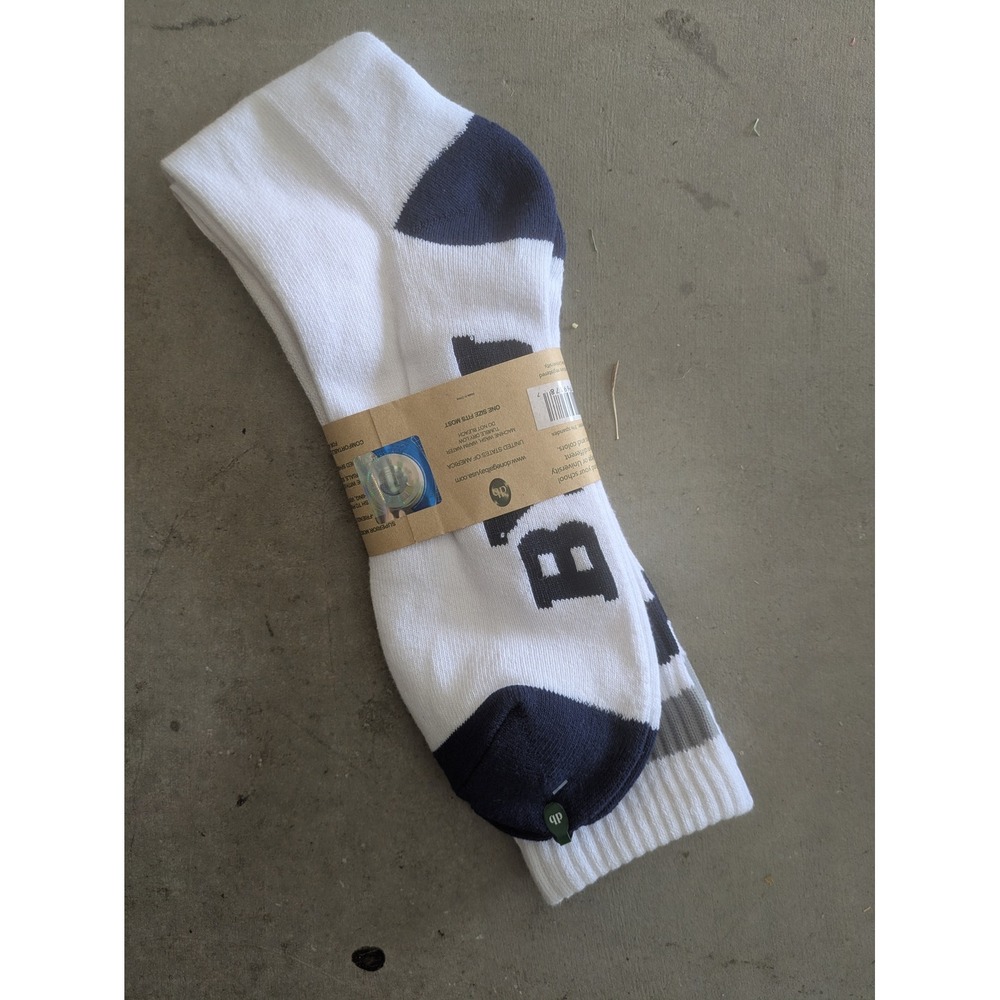 NEW Donegal Bay Crew Socks Men's OSFM White BYU Cougars Collegiate Athletic